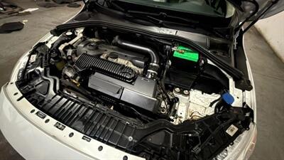 2015 Volvo V60 Cross Country T5 Cross Country Platinum Wagon 4D   - Photo 64 - Manassas, VA 20109