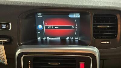 2015 Volvo V60 Cross Country T5 Cross Country Platinum Wagon 4D   - Photo 26 - Manassas, VA 20109