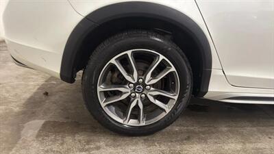 2015 Volvo V60 Cross Country T5 Cross Country Platinum Wagon 4D   - Photo 59 - Manassas, VA 20109