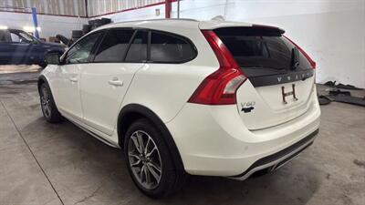 2015 Volvo V60 Cross Country T5 Cross Country Platinum Wagon 4D   - Photo 8 - Manassas, VA 20109