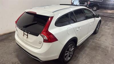 2015 Volvo V60 Cross Country T5 Cross Country Platinum Wagon 4D   - Photo 5 - Manassas, VA 20109