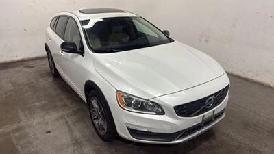 2015 Volvo V60 Cross Country T5 Cross Country Platinum Wagon 4D   - Photo 2 - Manassas, VA 20109