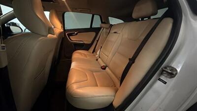 2015 Volvo V60 Cross Country T5 Cross Country Platinum Wagon 4D   - Photo 44 - Manassas, VA 20109