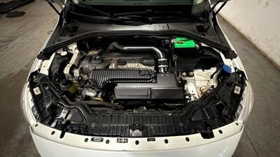 2015 Volvo V60 Cross Country T5 Cross Country Platinum Wagon 4D   - Photo 62 - Manassas, VA 20109