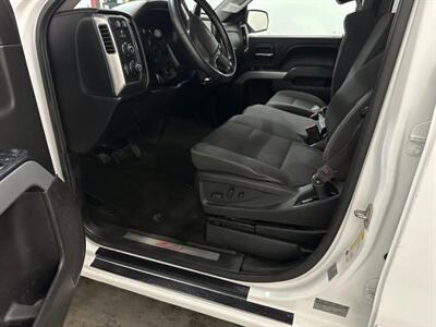 2017 Chevrolet Silverado 1500 LT Pickup 4D 6 1/2 ft   - Photo 19 - Manassas, VA 20109