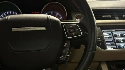 2014 Land Rover Range Rover Evoque Pure Plus Sport Utility 4D   - Photo 23 - Manassas, VA 20109