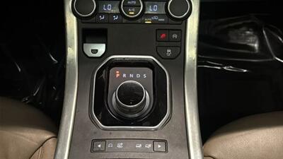 2014 Land Rover Range Rover Evoque Pure Plus Sport Utility 4D   - Photo 30 - Manassas, VA 20109