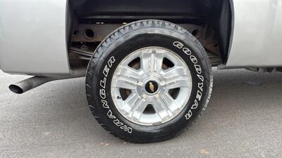 2011 Chevrolet Silverado 1500 LT Pickup 4D 6 1/2 ft   - Photo 51 - Manassas, VA 20109