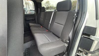 2011 Chevrolet Silverado 1500 LT Pickup 4D 6 1/2 ft   - Photo 36 - Manassas, VA 20109