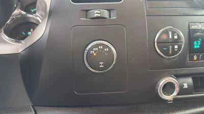 2011 Chevrolet Silverado 1500 LT Pickup 4D 6 1/2 ft   - Photo 34 - Manassas, VA 20109