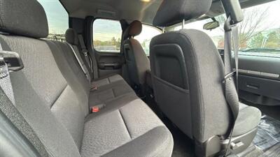 2011 Chevrolet Silverado 1500 LT Pickup 4D 6 1/2 ft   - Photo 43 - Manassas, VA 20109