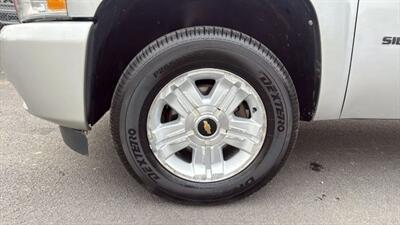 2011 Chevrolet Silverado 1500 LT Pickup 4D 6 1/2 ft   - Photo 53 - Manassas, VA 20109