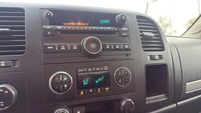 2011 Chevrolet Silverado 1500 LT Pickup 4D 6 1/2 ft   - Photo 35 - Manassas, VA 20109