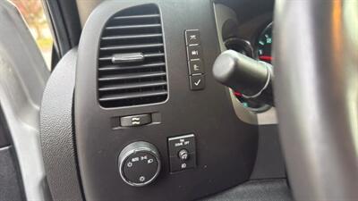 2011 Chevrolet Silverado 1500 LT Pickup 4D 6 1/2 ft   - Photo 31 - Manassas, VA 20109