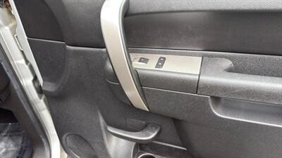 2011 Chevrolet Silverado 1500 LT Pickup 4D 6 1/2 ft   - Photo 48 - Manassas, VA 20109