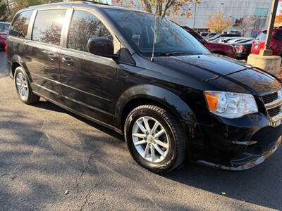 2016 Dodge Grand Caravan SXT Minivan 4D - Photo 2 - Manassas, VA 20109