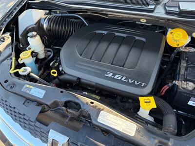 2016 Dodge Grand Caravan SXT Minivan 4D - Photo 42 - Manassas, VA 20109