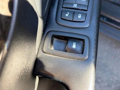 2016 Dodge Grand Caravan SXT Minivan 4D - Photo 31 - Manassas, VA 20109