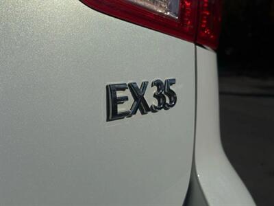 2012 INFINITI EX35 EX35 Journey Sport Utility 4D - Photo 15 - Manassas, VA 20109