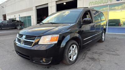 2009 Dodge Grand Caravan SXT Minivan 4D - Photo 11 - Manassas, VA 20109