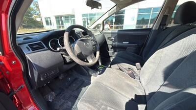 2011 Nissan Versa S Hatchback 4D - Photo 26 - Manassas, VA 20109