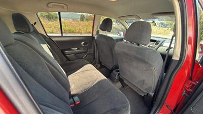 2011 Nissan Versa S Hatchback 4D - Photo 34 - Manassas, VA 20109