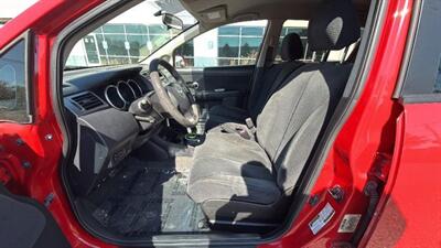 2011 Nissan Versa S Hatchback 4D - Photo 24 - Manassas, VA 20109