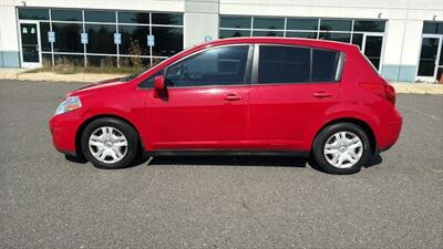2011 Nissan Versa S Hatchback 4D - Photo 10 - Manassas, VA 20109