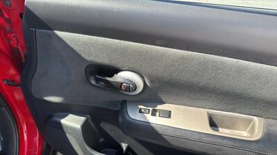 2011 Nissan Versa S Hatchback 4D - Photo 40 - Manassas, VA 20109