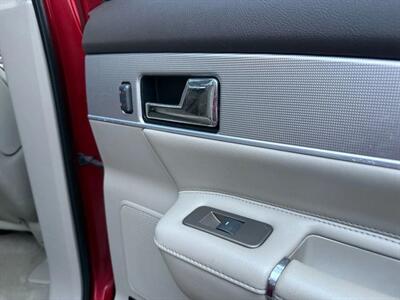 2013 Lincoln MKX Sport Utility 4D   - Photo 55 - Manassas, VA 20109