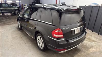2010 Mercedes-Benz GL 350 BLUETEC Sport Utility 4D - Photo 8 - Manassas, VA 20109