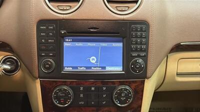 2010 Mercedes-Benz GL 350 BLUETEC Sport Utility 4D - Photo 30 - Manassas, VA 20109