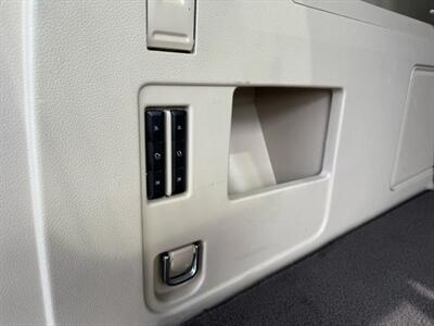 2020 Lincoln Navigator L Reserve Sport Utility 4D   - Photo 48 - Manassas, VA 20109