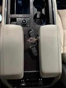 2020 Lincoln Navigator L Reserve Sport Utility 4D   - Photo 66 - Manassas, VA 20109