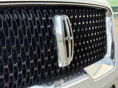 2020 Lincoln Navigator L Reserve Sport Utility 4D   - Photo 15 - Manassas, VA 20109