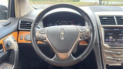 2013 Lincoln MKX Sport Utility 4D   - Photo 19 - Manassas, VA 20109