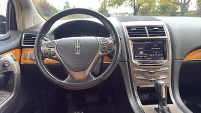2013 Lincoln MKX Sport Utility 4D   - Photo 18 - Manassas, VA 20109
