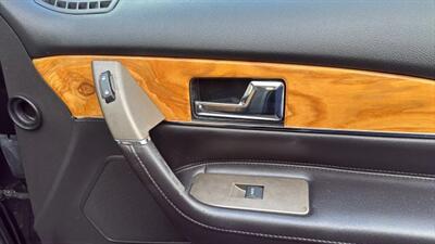 2013 Lincoln MKX Sport Utility 4D   - Photo 53 - Manassas, VA 20109