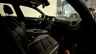2013 Mercedes-Benz C 300 4MATIC Luxury Sedan 4D - Photo 52 - Manassas, VA 20109