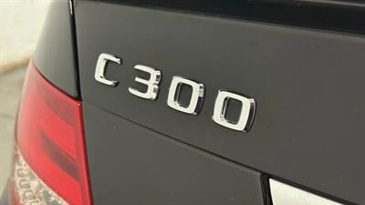 2013 Mercedes-Benz C 300 4MATIC Luxury Sedan 4D - Photo 18 - Manassas, VA 20109