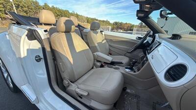 2013 Volkswagen Beetle Convertible TDI Convertible 2D   - Photo 35 - Manassas, VA 20109