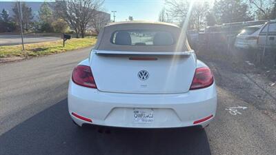 2013 Volkswagen Beetle Convertible TDI Convertible 2D   - Photo 6 - Manassas, VA 20109