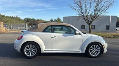 2013 Volkswagen Beetle Convertible TDI Convertible 2D   - Photo 3 - Manassas, VA 20109