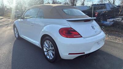 2013 Volkswagen Beetle Convertible TDI Convertible 2D   - Photo 7 - Manassas, VA 20109