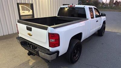 2013 Chevrolet Silverado 2500 LT Pickup 4D 6 1/2 ft   - Photo 5 - Manassas, VA 20109