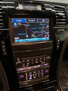 2011 Cadillac Escalade ESV Sport Utility 4D - Photo 29 - Manassas, VA 20109