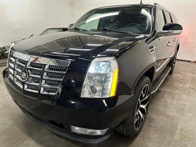 2011 Cadillac Escalade ESV Sport Utility 4D - Photo 11 - Manassas, VA 20109
