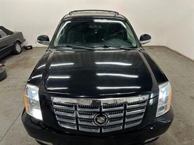 2011 Cadillac Escalade ESV Sport Utility 4D - Photo 13 - Manassas, VA 20109