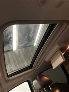 2011 Cadillac Escalade ESV Sport Utility 4D - Photo 31 - Manassas, VA 20109