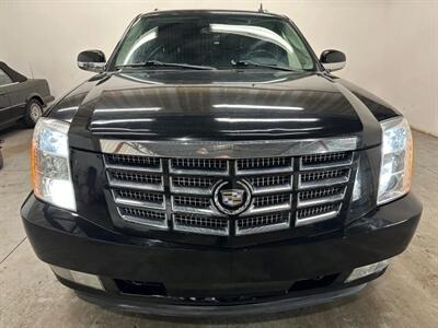 2011 Cadillac Escalade ESV Sport Utility 4D - Photo 12 - Manassas, VA 20109